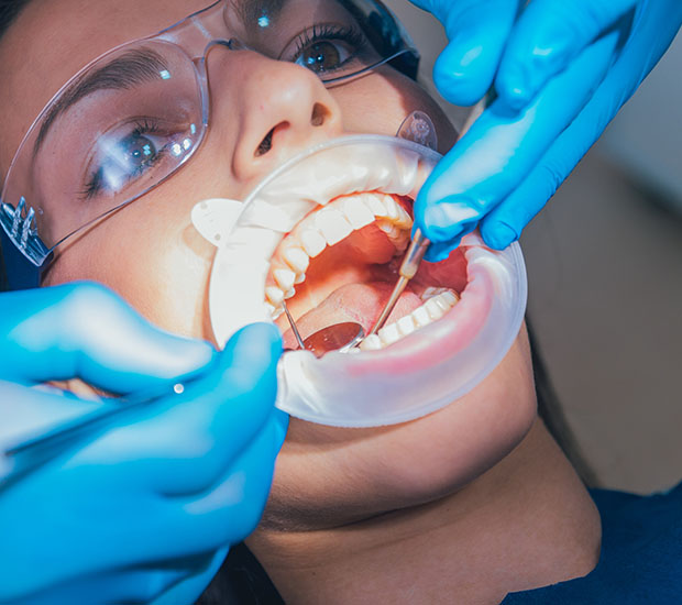 Hollywood Endodontic Surgery