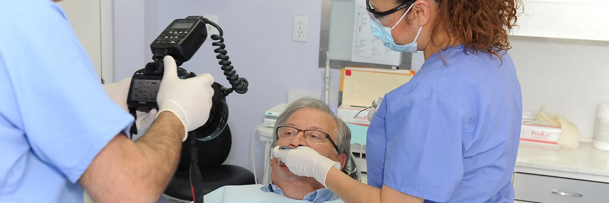 Hollywood Oral Cancer Screening