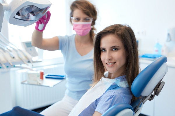 Can A Dentist Perform Oral Surgery Procedures?